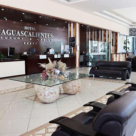 Wyndham Garden Aguascalientes Hotel Dalaman gambar